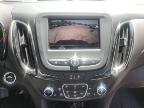 Used 2023 Chevrolet Equinox RS AWD/4WD image 16