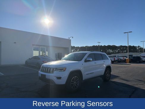 Used 2017 Jeep Grand Cherokee Limited w/ Luxury Group II image 5