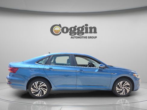 Used 2020 Volkswagen Jetta SEL Premium FWD image 6