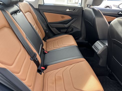 Used 2022 Volkswagen Jetta SEL image 14