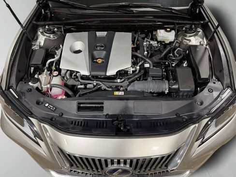 Used 2021 Lexus ES 300h w/ Premium Package FWD image 29