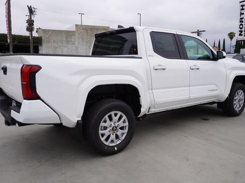 New 2026 Toyota Tacoma SR5 RWD image 4