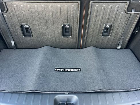New 2026 Nissan Pathfinder Platinum AWD/4WD image 19