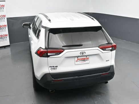 Used 2024 Toyota RAV4 XLE FWD image 29