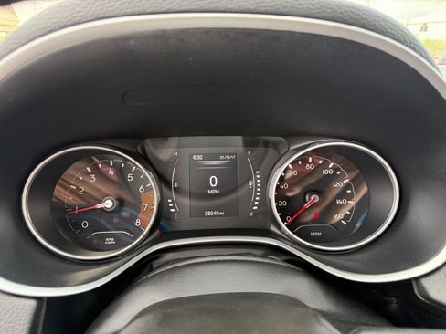 Used 2019 Jeep Compass Sport FWD image 25