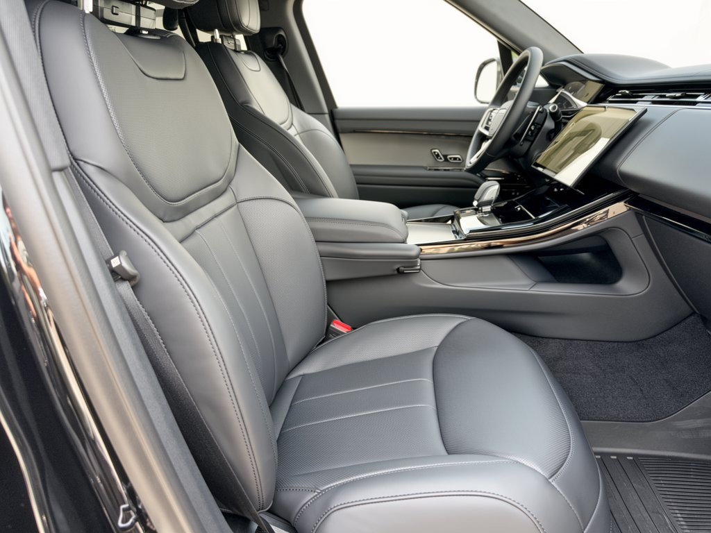 New 2027 Land Rover Range Rover Sport Dynamic SE AWD/4WD image 30