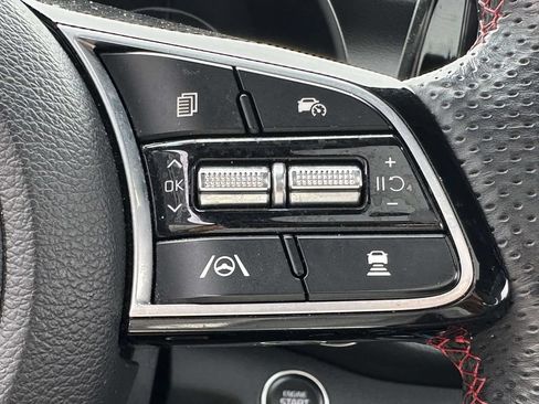 Certified 2023 Kia Forte GT w/ GT2 Package FWD image 32