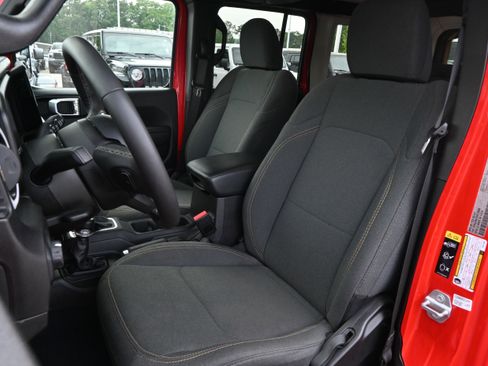 Used 2025 Jeep Wrangler Unlimited Sport S 4xe AWD/4WD image 16