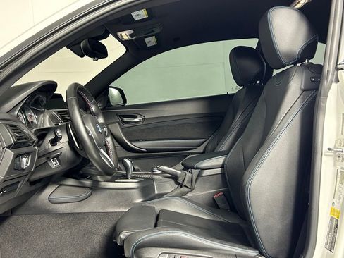 Used 2017 BMW M2 RWD image 27