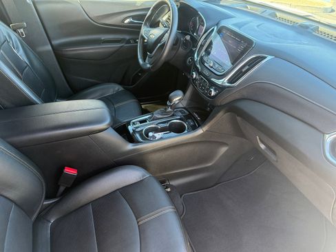 Used 2022 Chevrolet Equinox Premier image 19