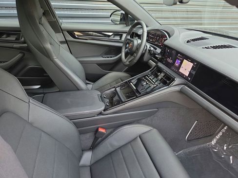 New 2026 Porsche Panamera 4 AWD/4WD image 18