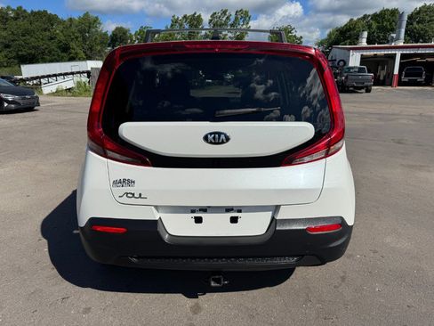 Used 2021 Kia Soul LX FWD image 4