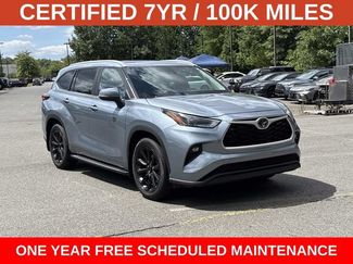 Used 2023 Toyota Highlander XLE FWD video 1