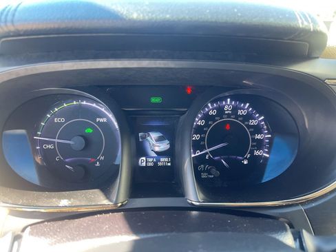 Used 2018 Toyota Avalon XLE Premium w/ Carpet Mat Package image 26