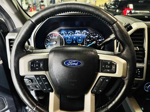 Used 2020 Ford F450 Lariat w/ Lariat Ultimate Package AWD/4WD image 32
