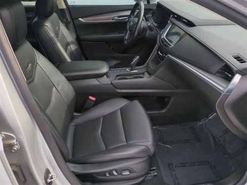 Used 2019 Cadillac XT5 Premium Luxury image 22