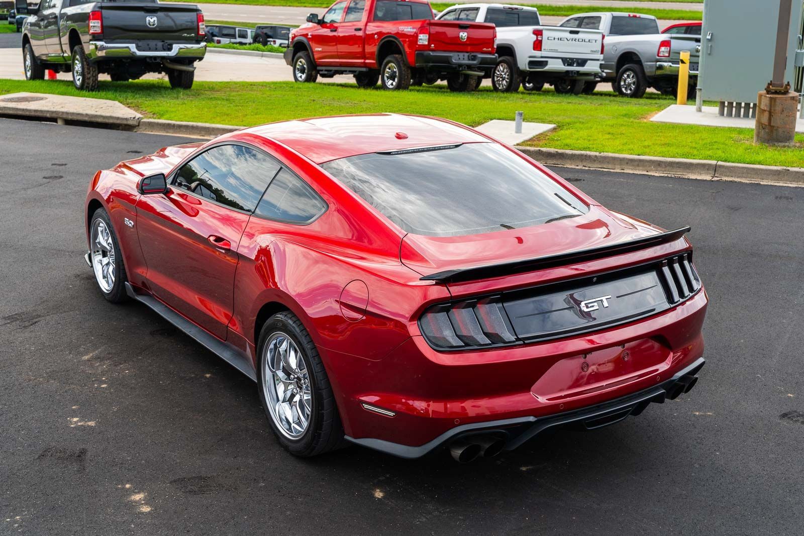 Used 2019 Ford Mustang GT Premium w/ Ford Safe & Smart Package RWD image 5