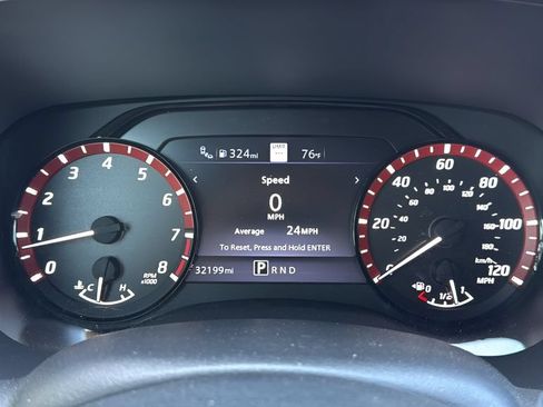 Used 2022 Nissan Frontier Pro-X RWD image 14