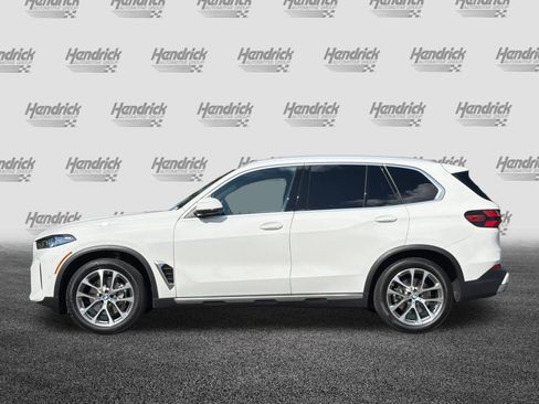 Used 2026 BMW X5 sDrive40i w/ Premium Package RWD image 8