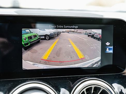 Certified 2022 Mercedes-Benz GLB 250 4MATIC image 24