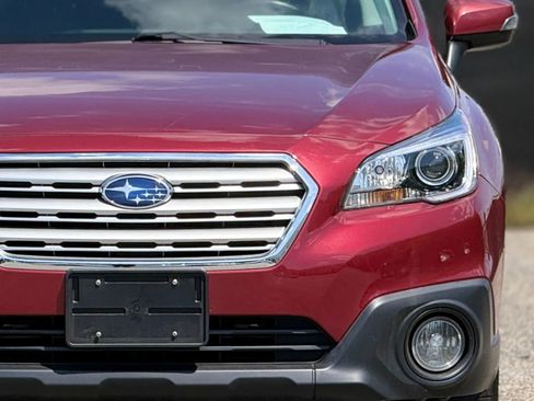 Used 2016 Subaru Outback 2.5i Premium image 12