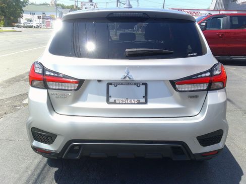 Used 2025 Mitsubishi Outlander Sport AWD image 9