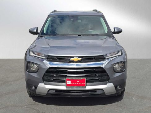 Used 2022 Chevrolet TrailBlazer LT w/ LPO, Blackout Package FWD image 8