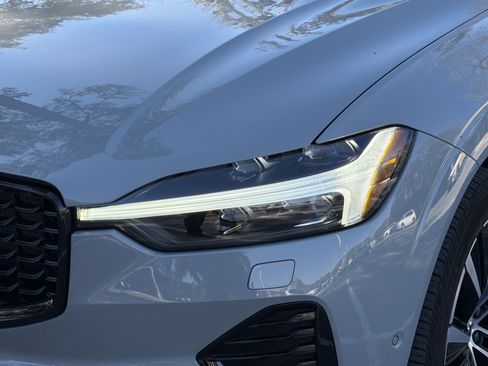 Certified 2025 Volvo XC60 B5 Plus image 6