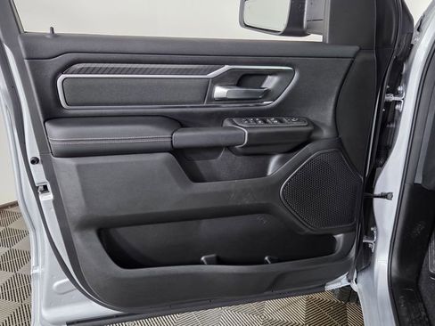 New 2026 RAM 1500 4x4 Crew Cab image 9