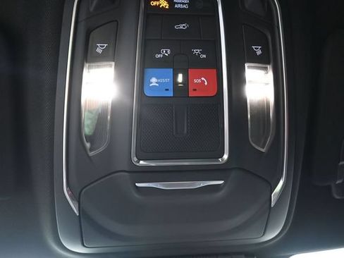 Used 2026 Dodge Charger Scat Pack AWD/4WD image 27