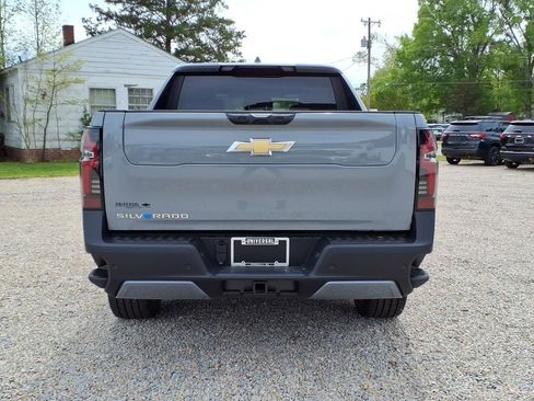 New 2026 Chevrolet Silverado EV LT w/ Plus Package AWD/4WD image 6