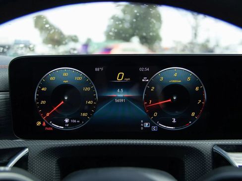 Used 2023 Mercedes-Benz CLA 250 w/ AMG Line image 33