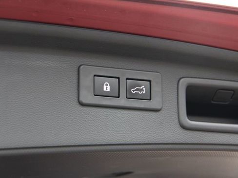 Certified 2023 Subaru Forester Limited image 35