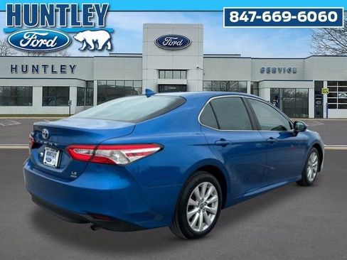 Used 2020 Toyota Camry LE w/ Cold Weather Package image 4