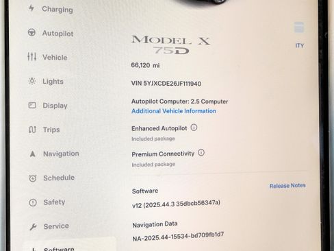 Used 2018 Tesla Model X 75D image 22