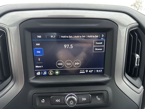 Used 2024 Chevrolet Silverado 1500 W/T w/ Z71 Off-Road Package image 28