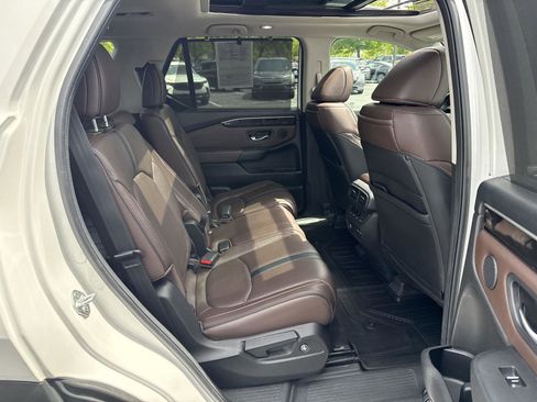 Used 2023 Honda Pilot Elite image 33