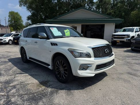 Used 2015 INFINITI QX80 4WD w/ Limited Package image 7