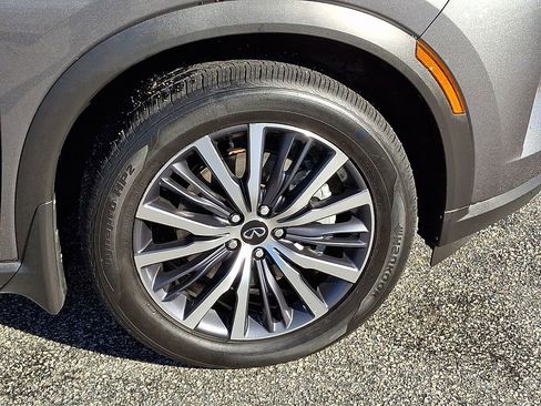 Used 2025 INFINITI QX60 Sensory w/ Vision Package image 8