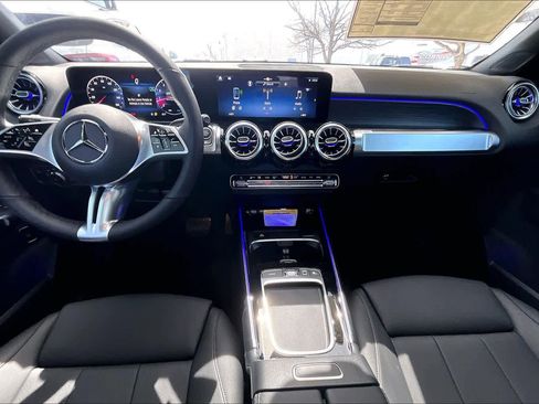 New 2026 Mercedes-Benz GLB 250 image 8