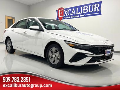 Used 2024 Hyundai Elantra SE