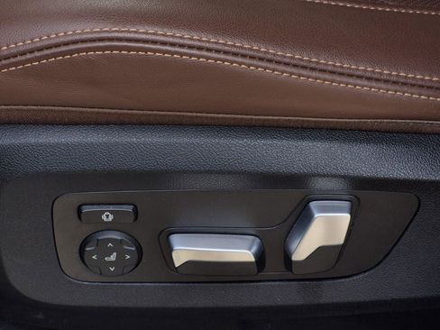 Certified 2024 BMW X6 xDrive40i w/ Parking Assistance Package image 29