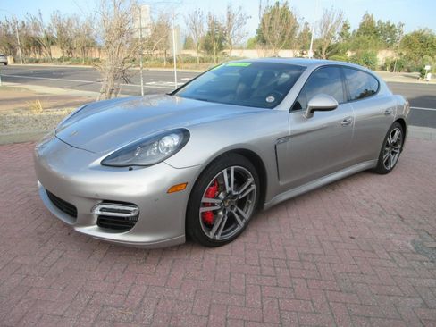 Used 2013 Porsche Panamera image 1