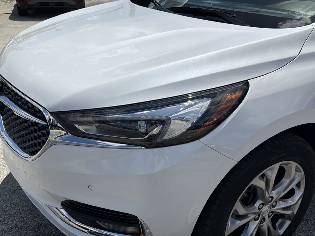 Used 2021 Buick Enclave Avenir w/ Avenir Technology Package AWD/4WD image 8