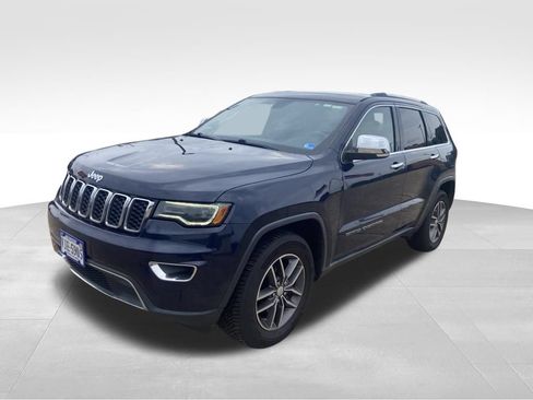 Used 2017 Jeep Grand Cherokee Limited w/ Luxury Group II RWD image 2
