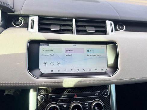 Used 2017 Land Rover Range Rover Sport SVR image 15