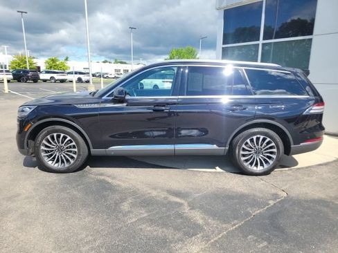Certified 2023 Lincoln Aviator Reserve w/ Equipment Group 201A AWD/4WD image 4