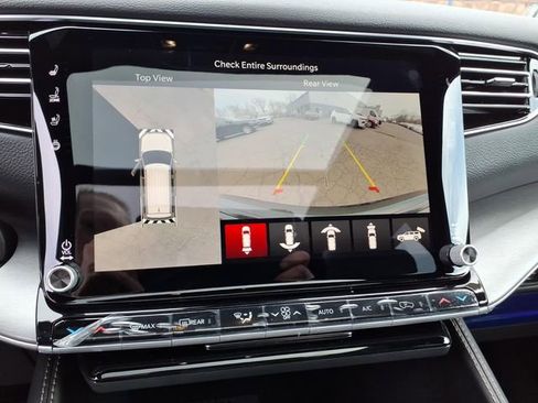 New 2026 Jeep Grand Wagoneer 4WD image 17