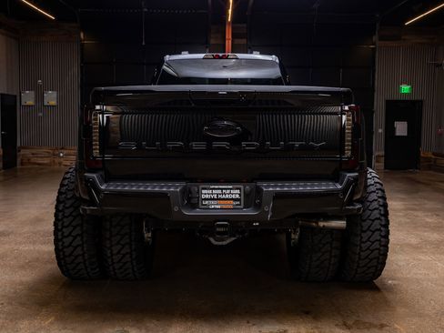 Used 2026 Ford F450 Lariat AWD/4WD image 13