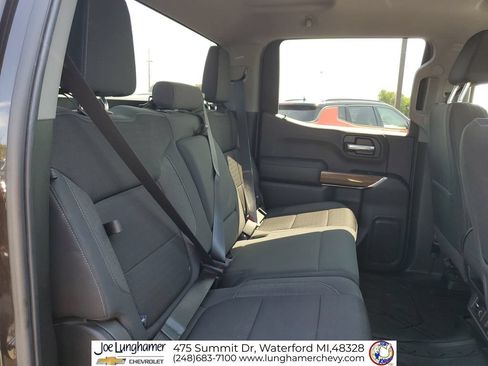 Used 2019 Chevrolet Silverado 1500 RST AWD/4WD image 27